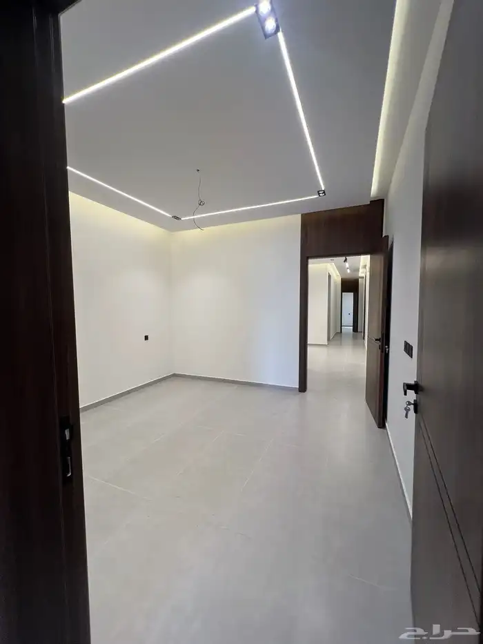 للتمليك شقق علوية فخمة vip بحي الراقي شرق خميس مشيط 4