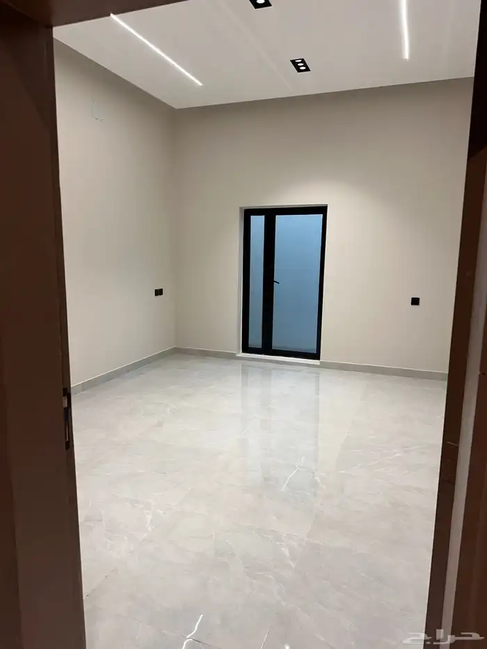 فلة دورين وملحق للايجار 3