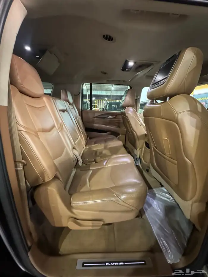 كاديلاك اسكاليد فل كامل طويل 6