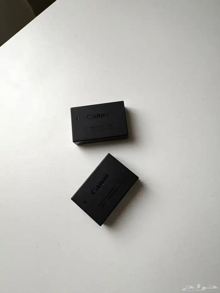 كاميرا كانون 850D نظيفة جدا  مع كامل ملحقاتها 6