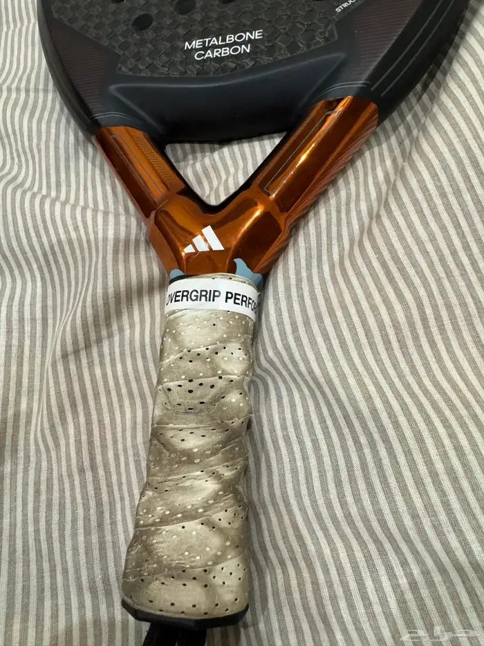 مضرب بادل أديداس للبيع 3