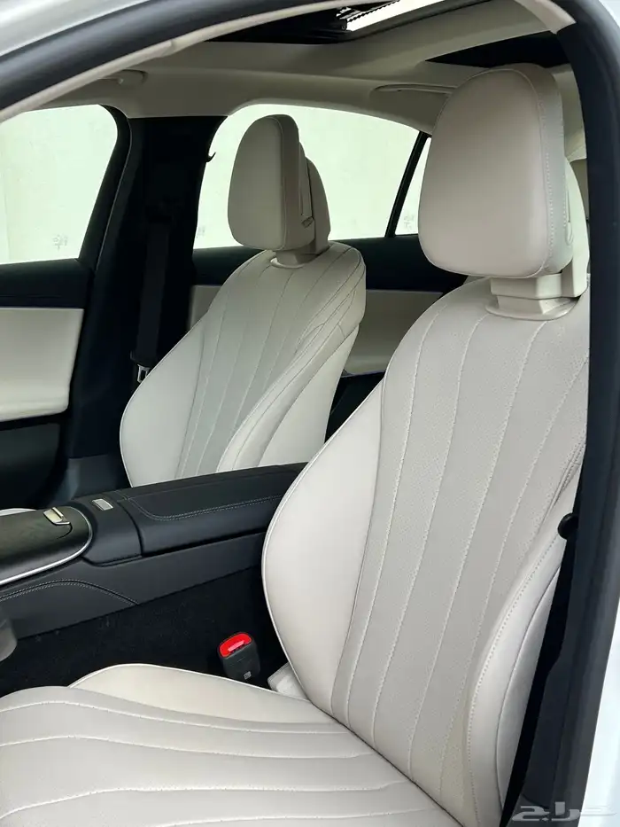 مرسيدس E 200 موديل 2025 عداد 7 آلاف كيلو ضمان الجفالي 35