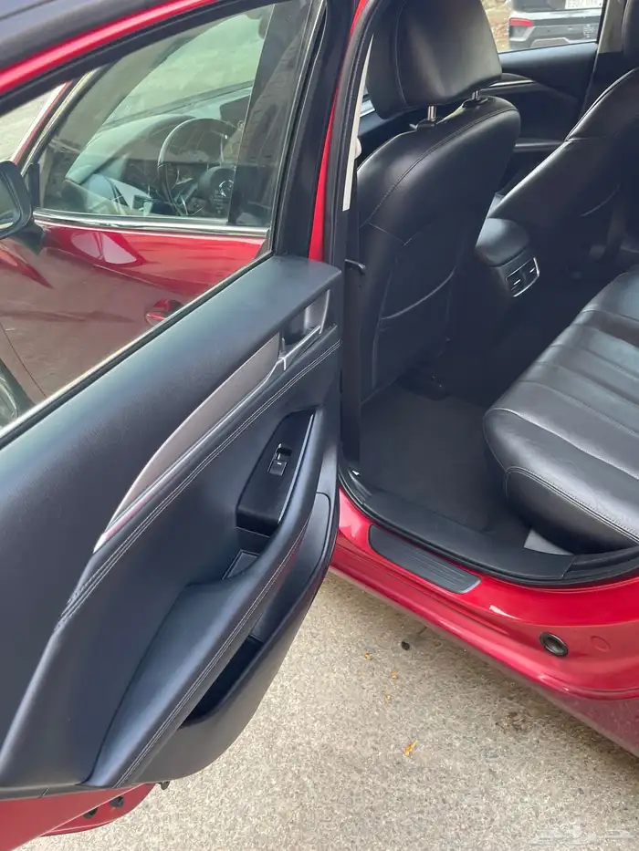 مازدا 6 نص فل 2023 35