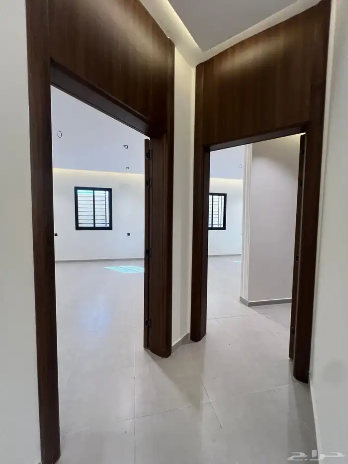 للتمليك شقق علوية فخمة vip بحي الراقي شرق خميس مشيط 10