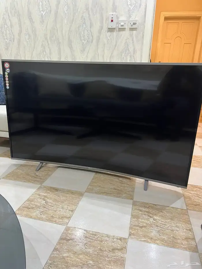 للبيع شاشه دانسات 65 بوصه 1