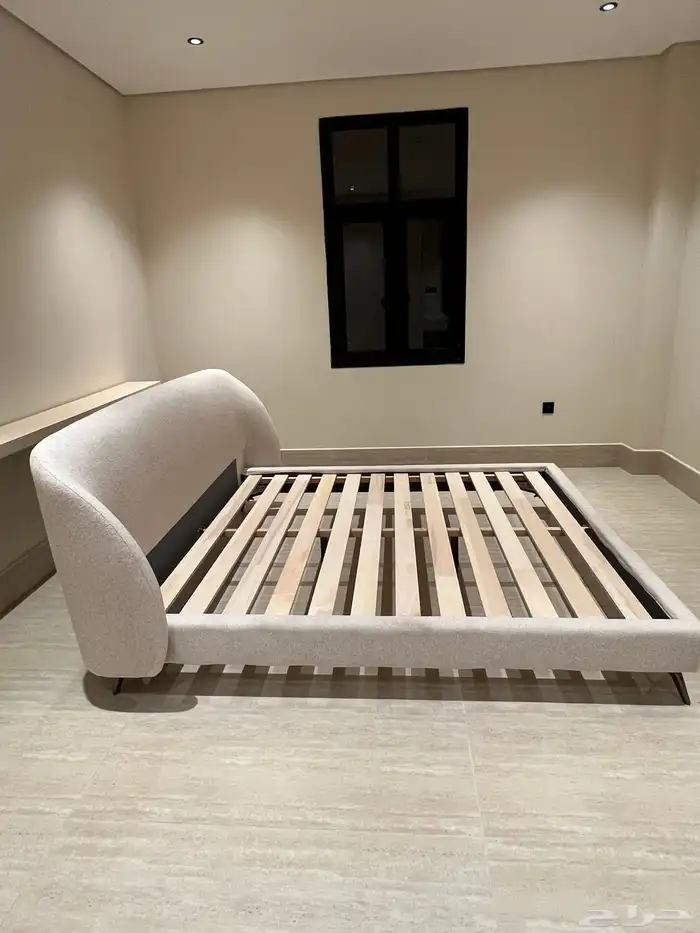 سرير للبيع شبه جديد استخدام 3 مرات فقط 2