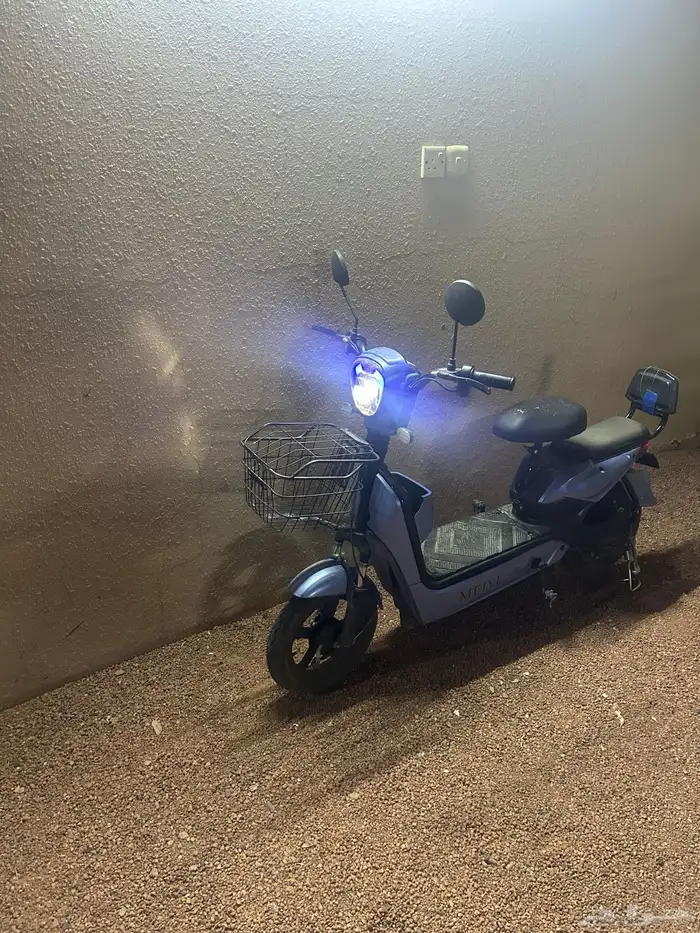 اسكوتر كهربائي 0