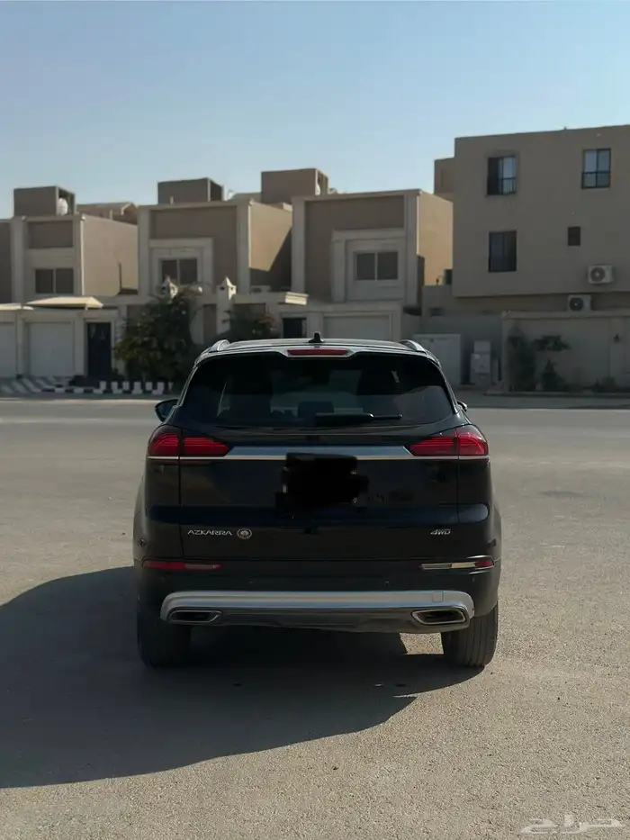 جيلي ازكارا 2021 اسود 7