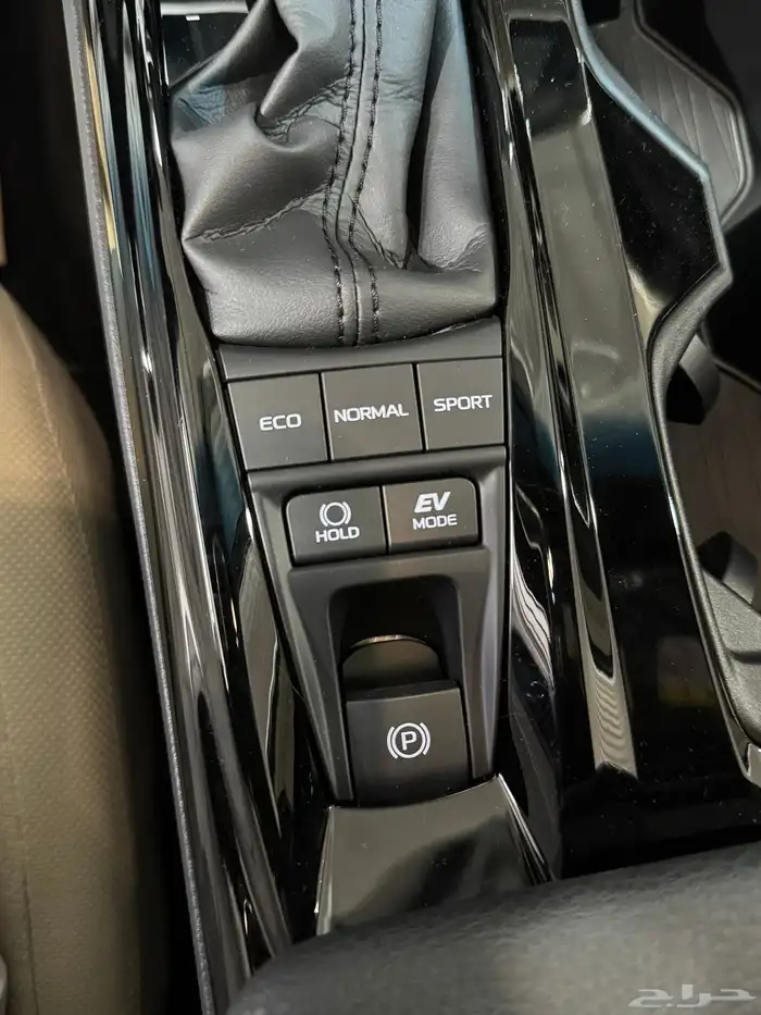 تويوتا كامري E-PLUS هايبرد 2025جديد سعودي 109.000 شامل 15