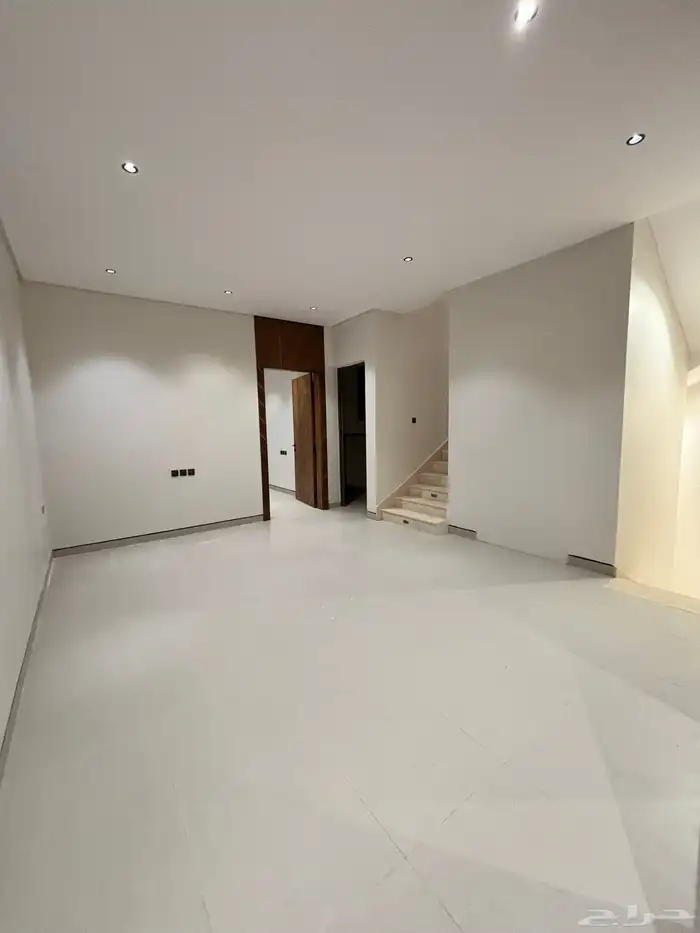 فيلا للبيع بمساحه 200 م بحي المهدية 32