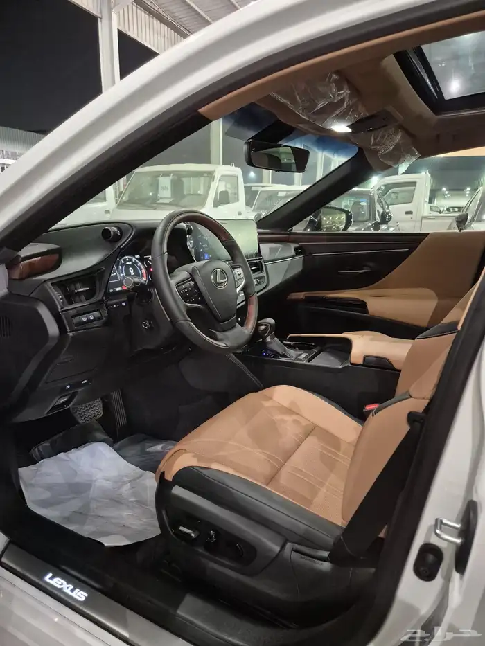 لكزس ES350 (cc) . مستعمل . 2025 3