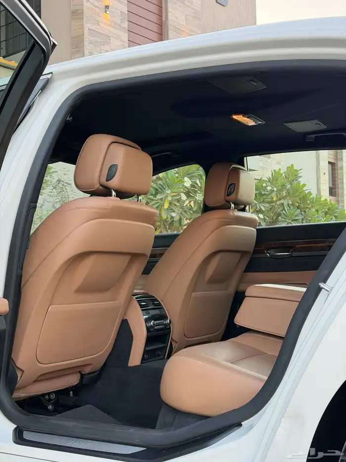 بي ام دبليو 2015 فئة 730 فل كامل موتر شرط الفحص بدي ومحركات 26