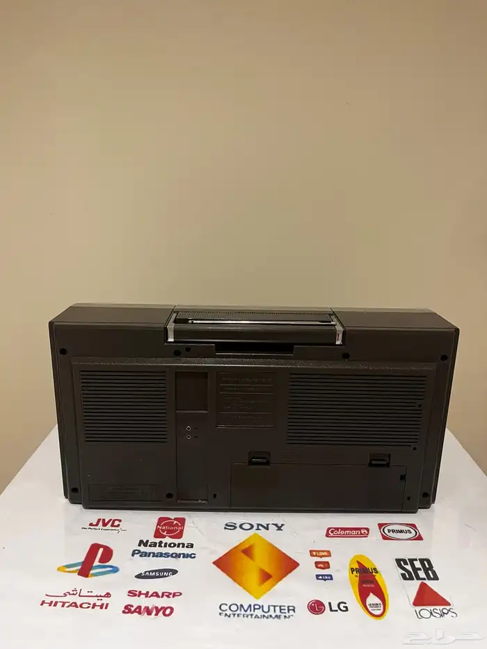 مسجل كاسيت راديو قديم من شركة SANYO 2