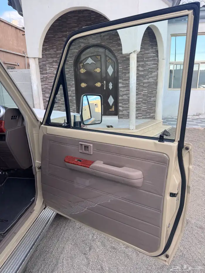 جيب ربع ( نظيف ) 82