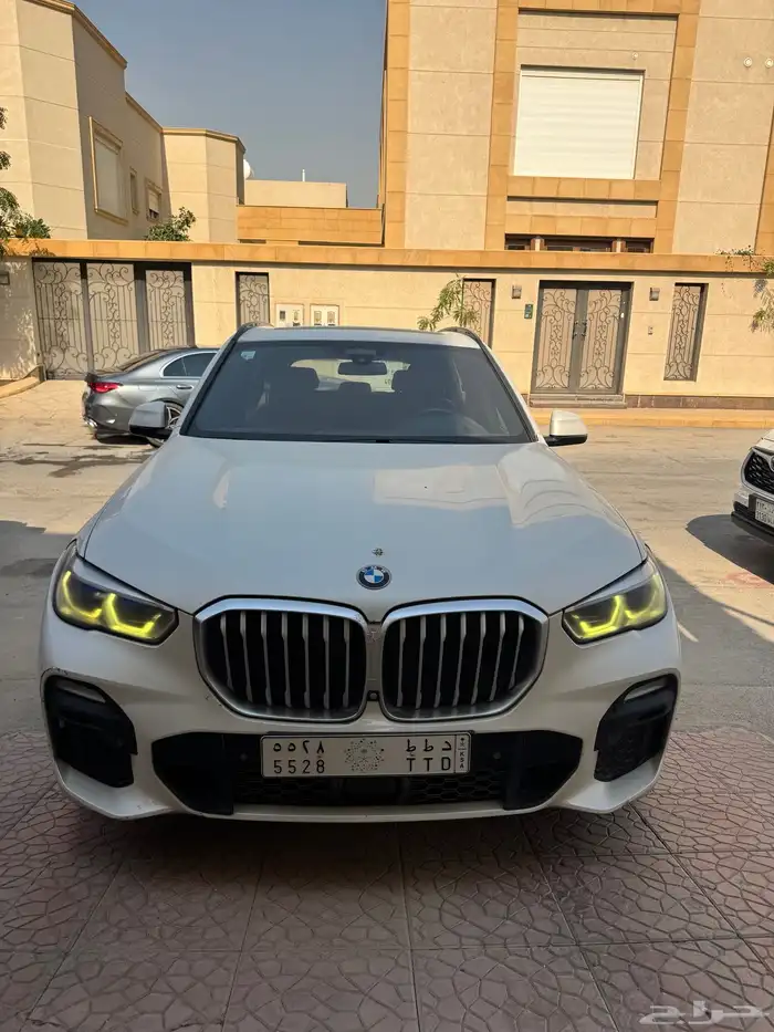للبيع بي ام x5 1