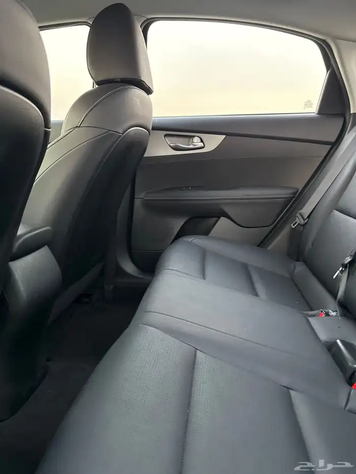 كيا سيراتو 2020 فل بدون فتحه بحالة الوكاله للبيع 9