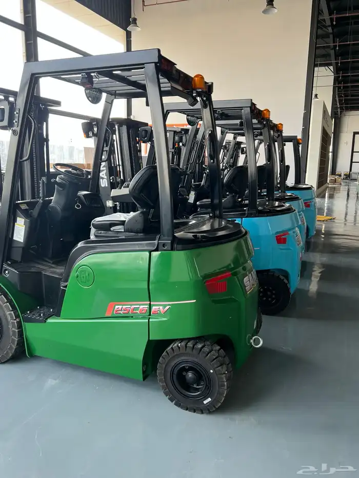 electric fork lift 2
