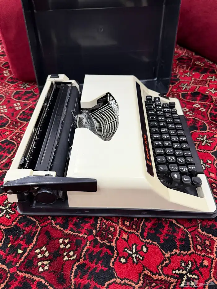 الة كتابة قديمة 3