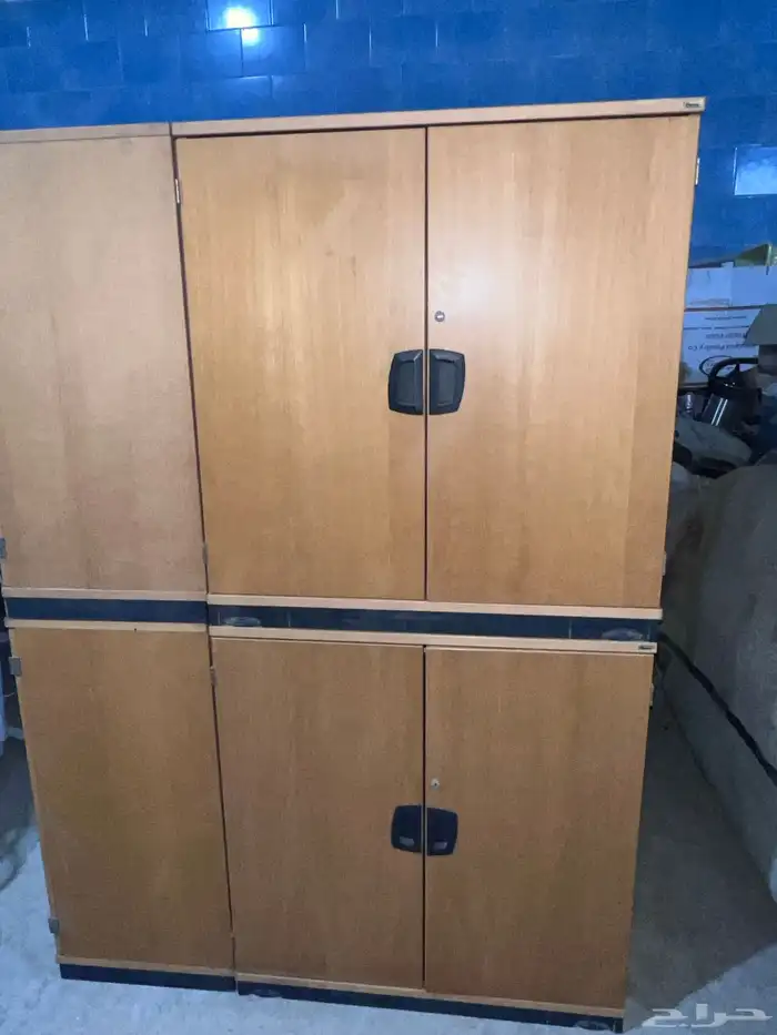 مكتب ورفرف ودواليب وسرير 4