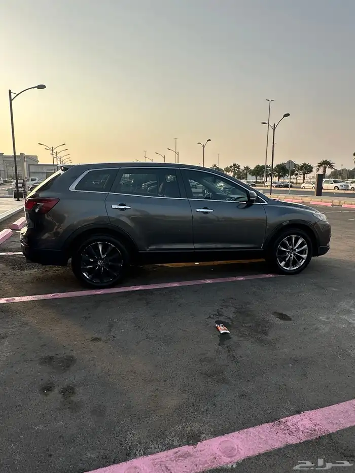 للبيع مازدا CX9 2015 نظيف جدا 3