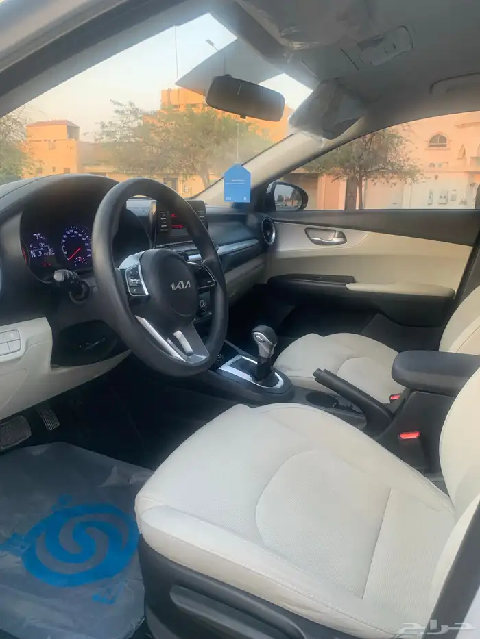 كيا سيراتو 12