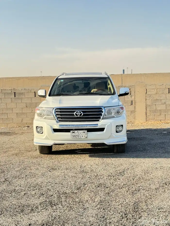 لاند كروزر 2013 للبيع V8 GX.R 0