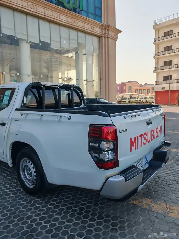 بكب ايسوزو و ميتسوبيشي غمارة وغمارتين ديزل 74