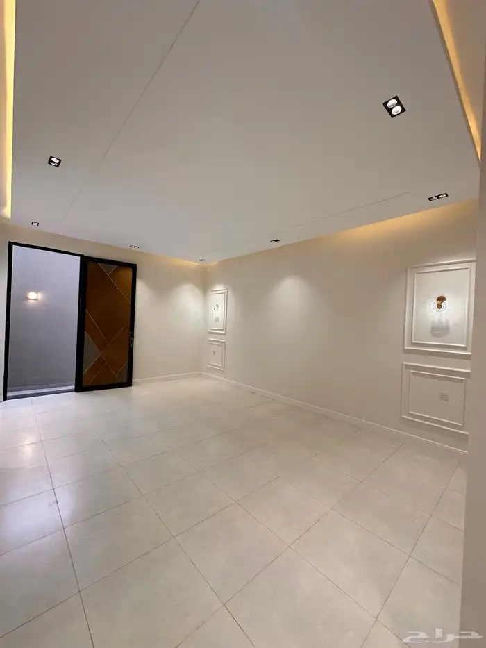 للبيع شقه ارضيه بالقرب من مطار ابها بمساحه حوش كبيره 6