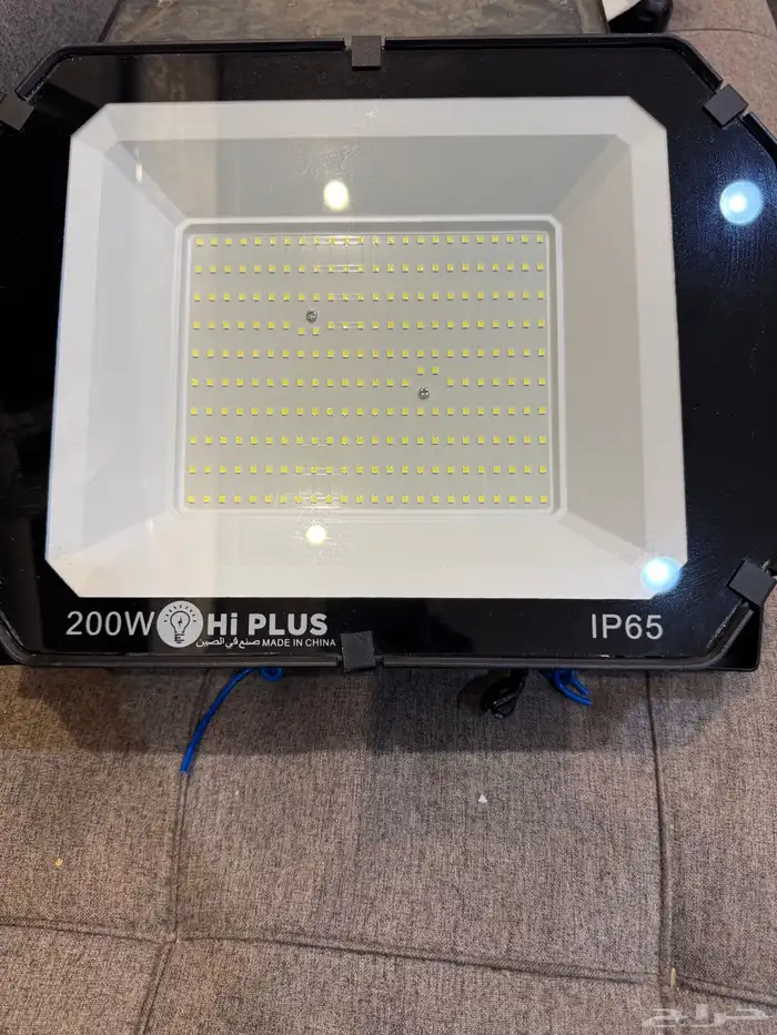 كشافات ليد 200W 1