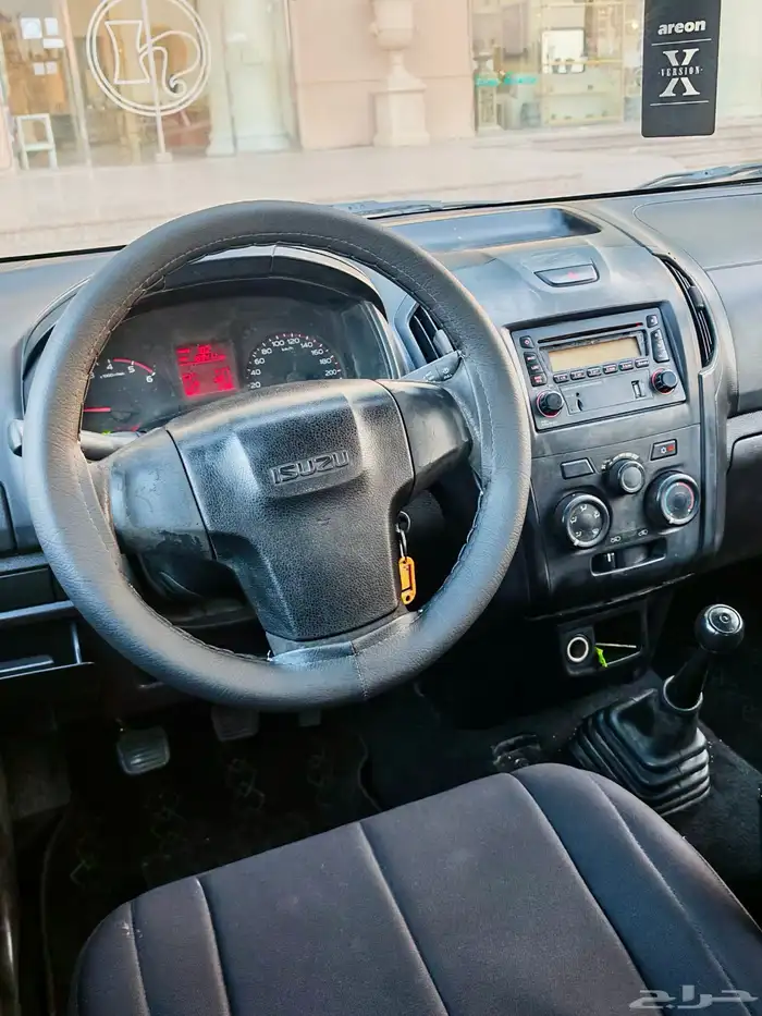 بكب ايسوزو و ميتسوبيشي غمارة وغمارتين ديزل 18