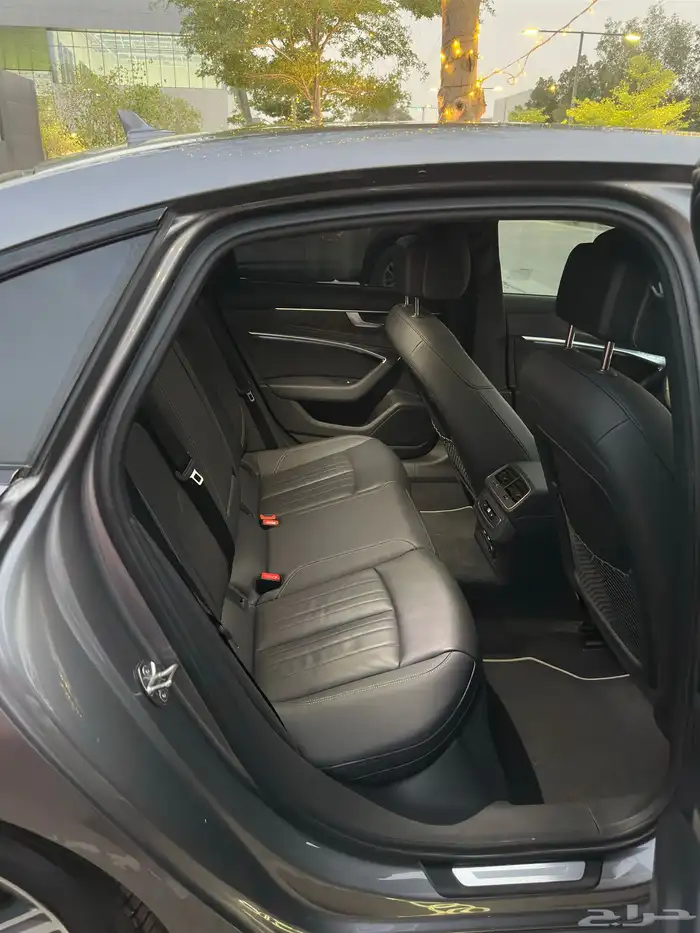 اودي A6 2021 بلاك ادشن 6