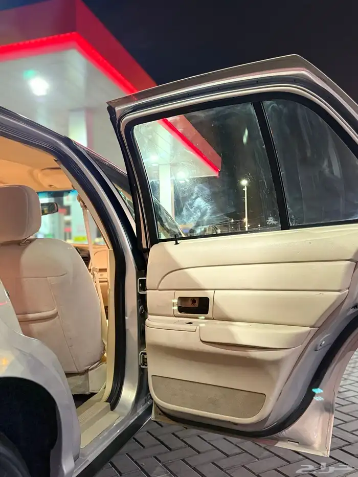 فورد فكتوريا 12