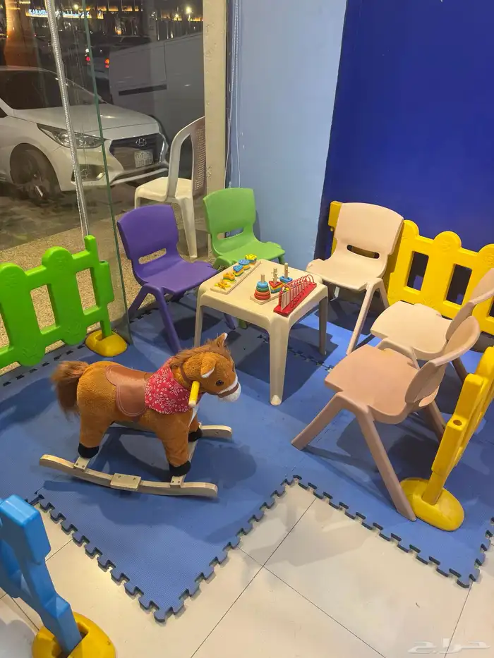 فرصه للتقبيل محل صالون حلاقه مخصص للأطفال ( أولاد بنات) 3