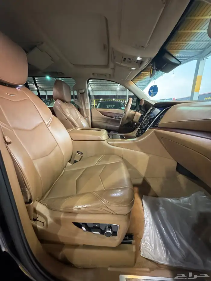 كاديلاك اسكاليد فل كامل طويل 11