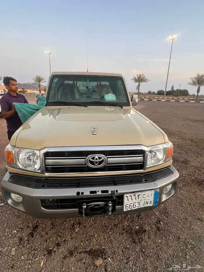 جيب شاص رفرف 2013 2