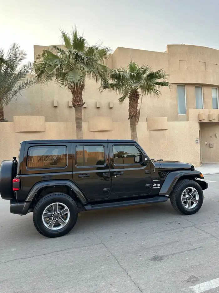 رانجلر صحارى V6 ماشي 33 الف فقط بحاله الوكاله 43