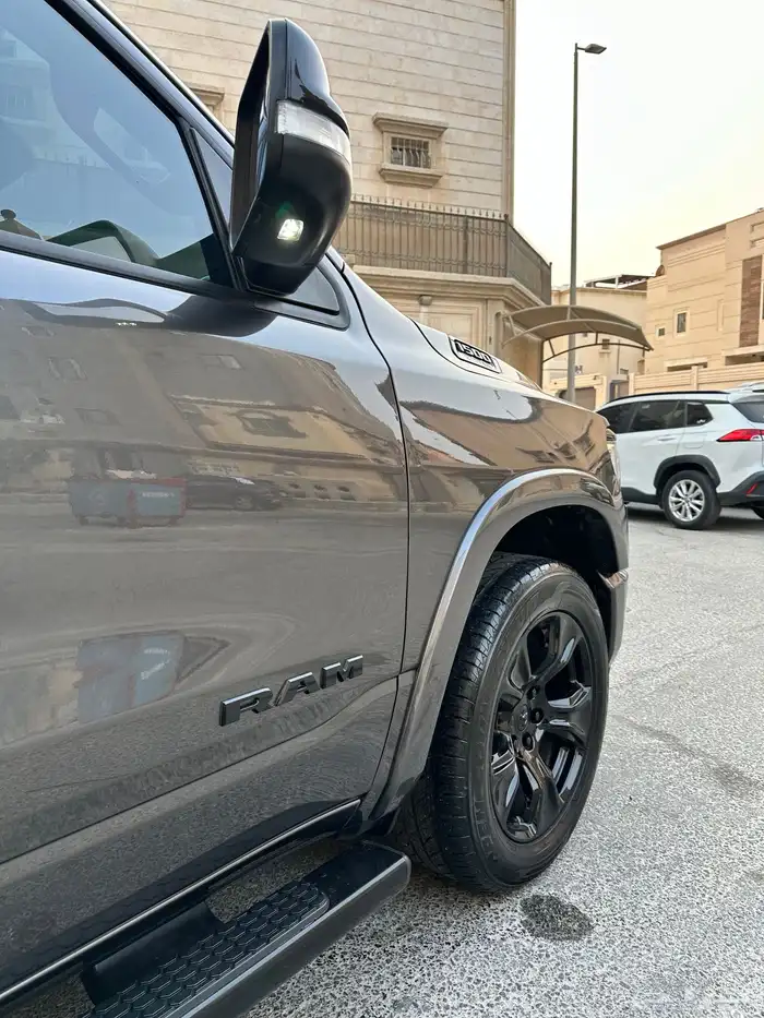 للبيع دوج رام 1500 20