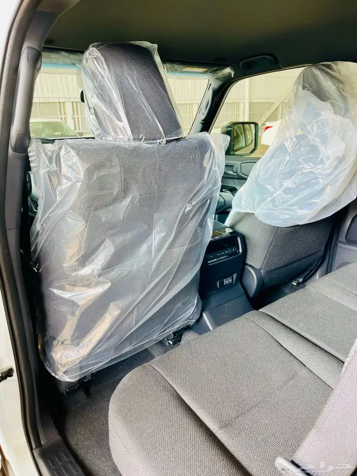 تويوتا - برادو دبل 2025 - بنزين 11