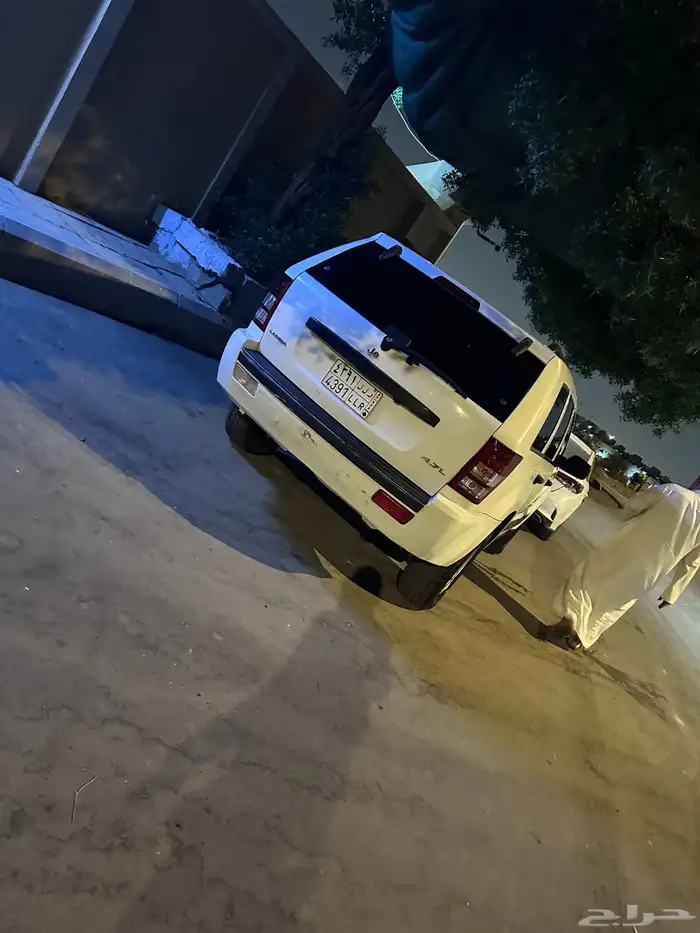 جيب شيروكي 2006 قمة النظافة و مخزن للبيع العاجل وسعر ممتاز 20