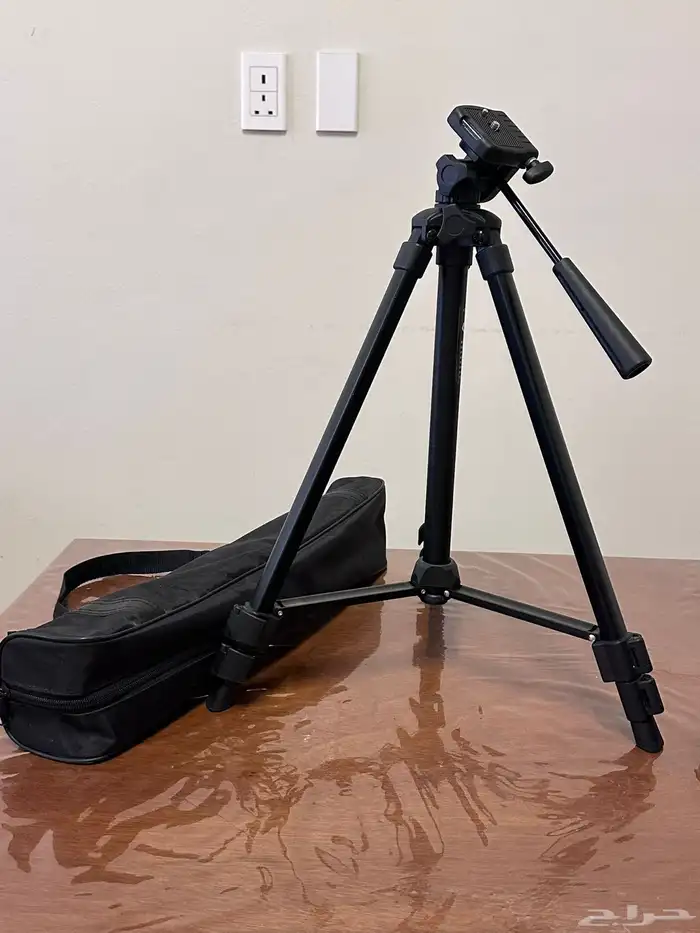 كاميرا Nikon D60 مستعمله للبيع 3