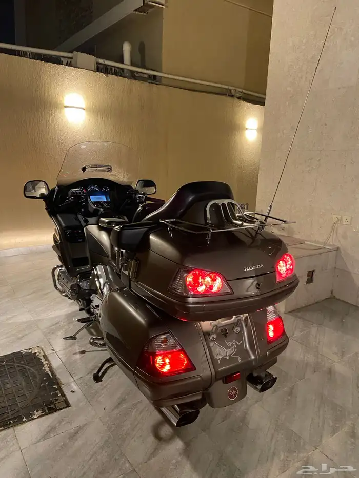 للبيع قولد ونق 2006 لفل 3 جمرك ممشى قليل 4