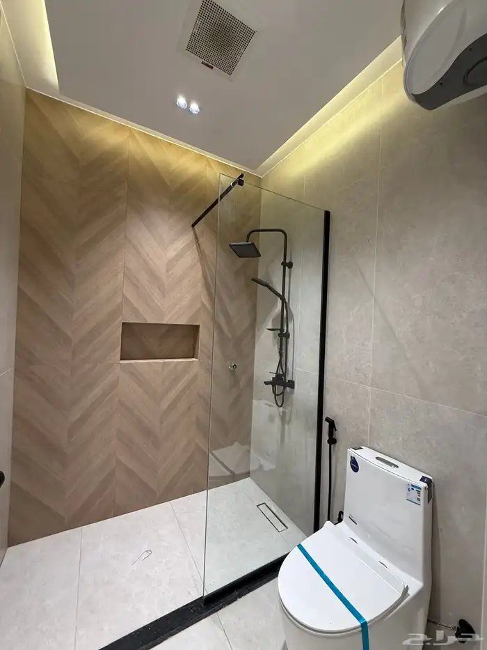 شقق تمليك في أم الكتاد الشوقية بمساحات 255متر 6 غرف فاخرة 3