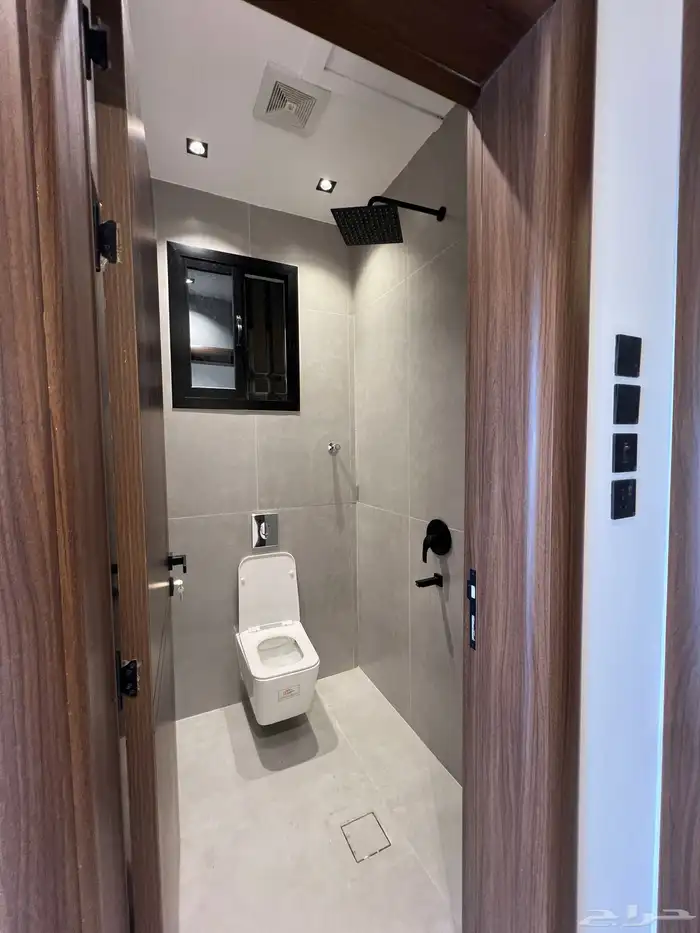 للتمليك شقق علوية فخمة vip بحي الراقي شرق خميس مشيط 3