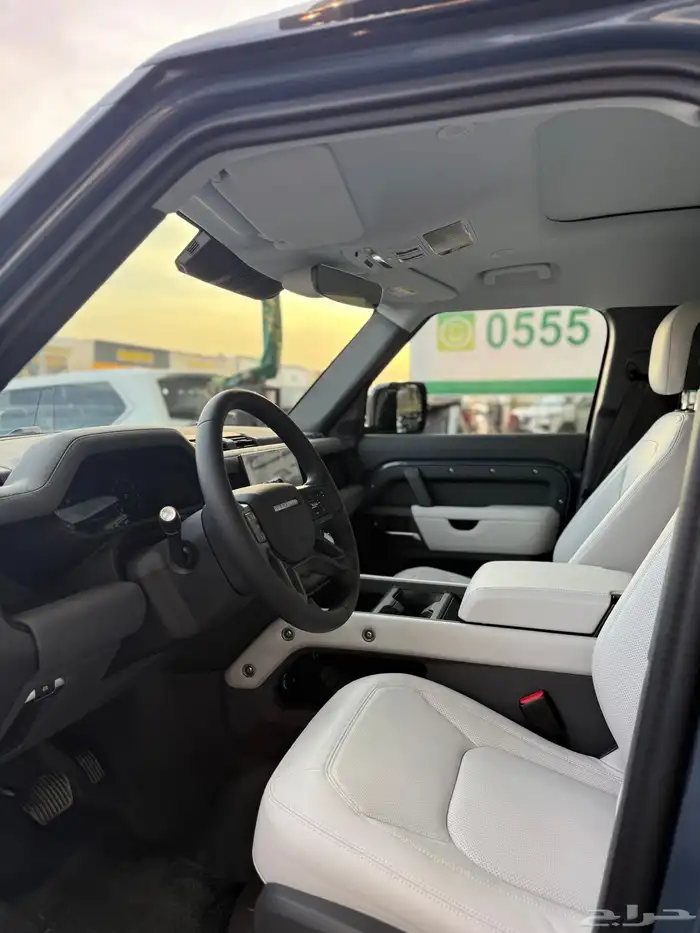 ديفندر - 2025 - 4 سلندر - اصفار - ناغي 17