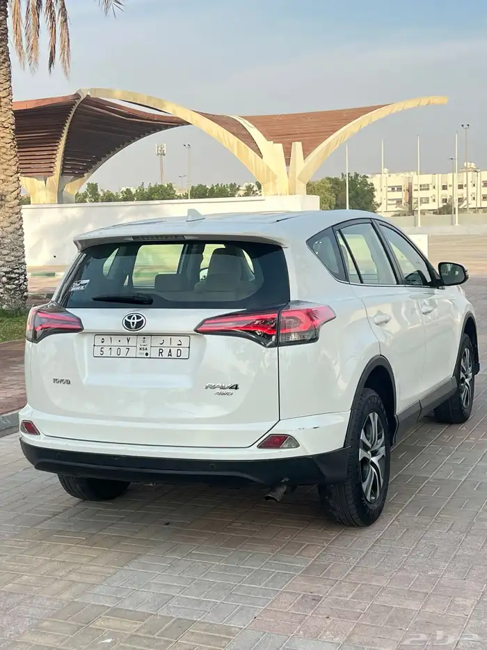 تويوتا راف فور 2018 13