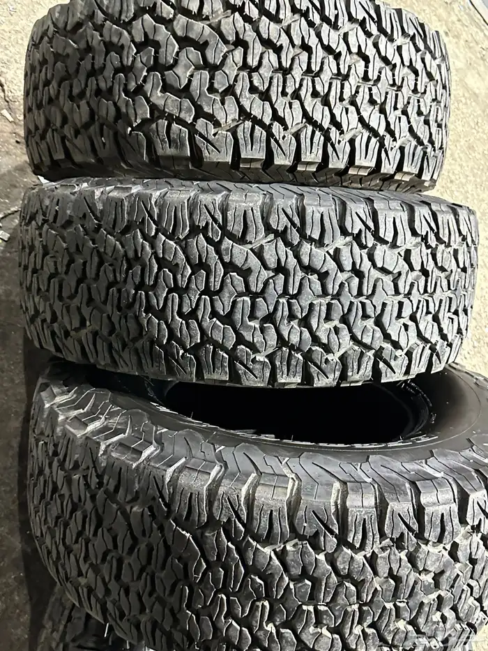 كفرات بي اف امريكي نص حجري مقاس 315 70 17 34