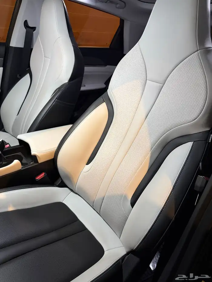 سيارة دونق فينق ميج 6