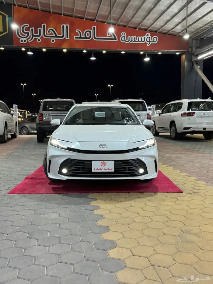 تويوتا   كامري LE بنزين 2025 جديد سعودي 116.000شامل 1