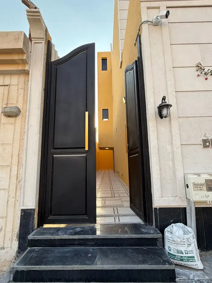 دور علوي فاخر للإيجار بحي النسيم 1