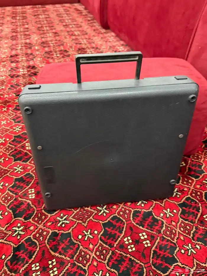 الة كتابة قديمة 8